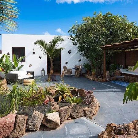 Finca Botanico Garden Apartment Guatiza
